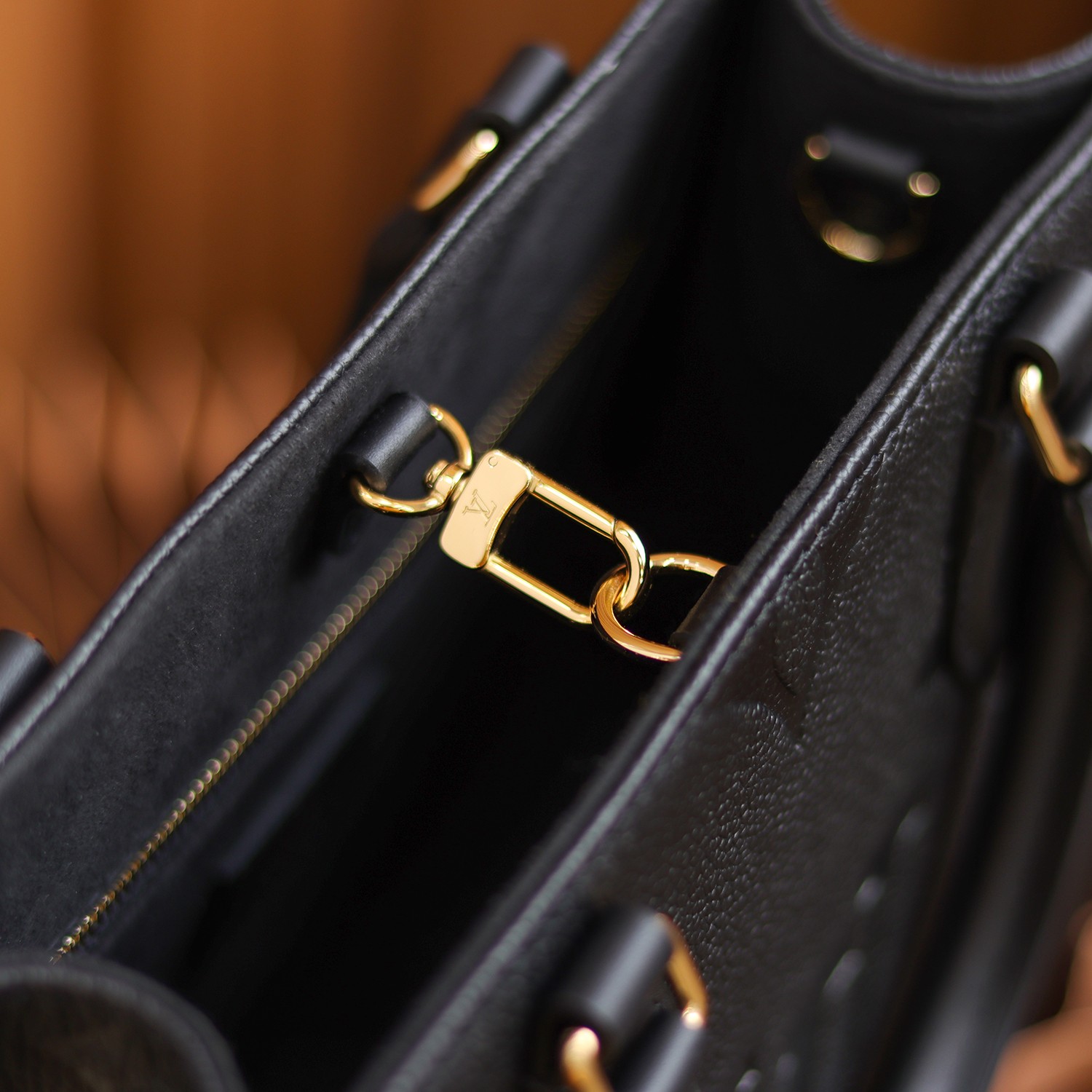 Louis Vuitton LV OnTheGo PM Bag M45653