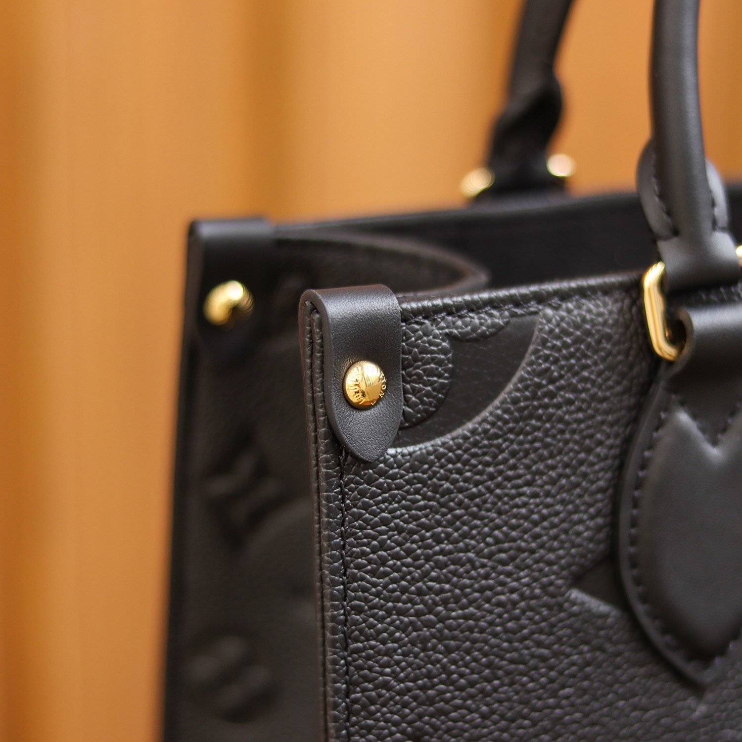 Louis Vuitton LV OnTheGo PM Bag M45653