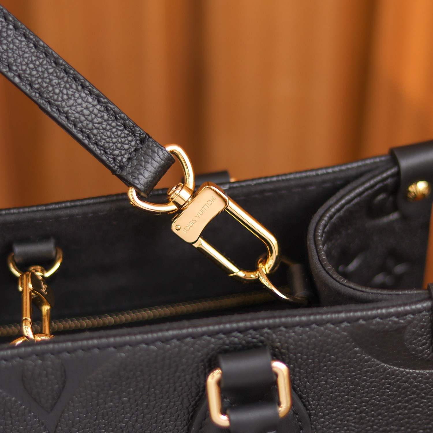 Louis Vuitton LV OnTheGo PM Bag M45653