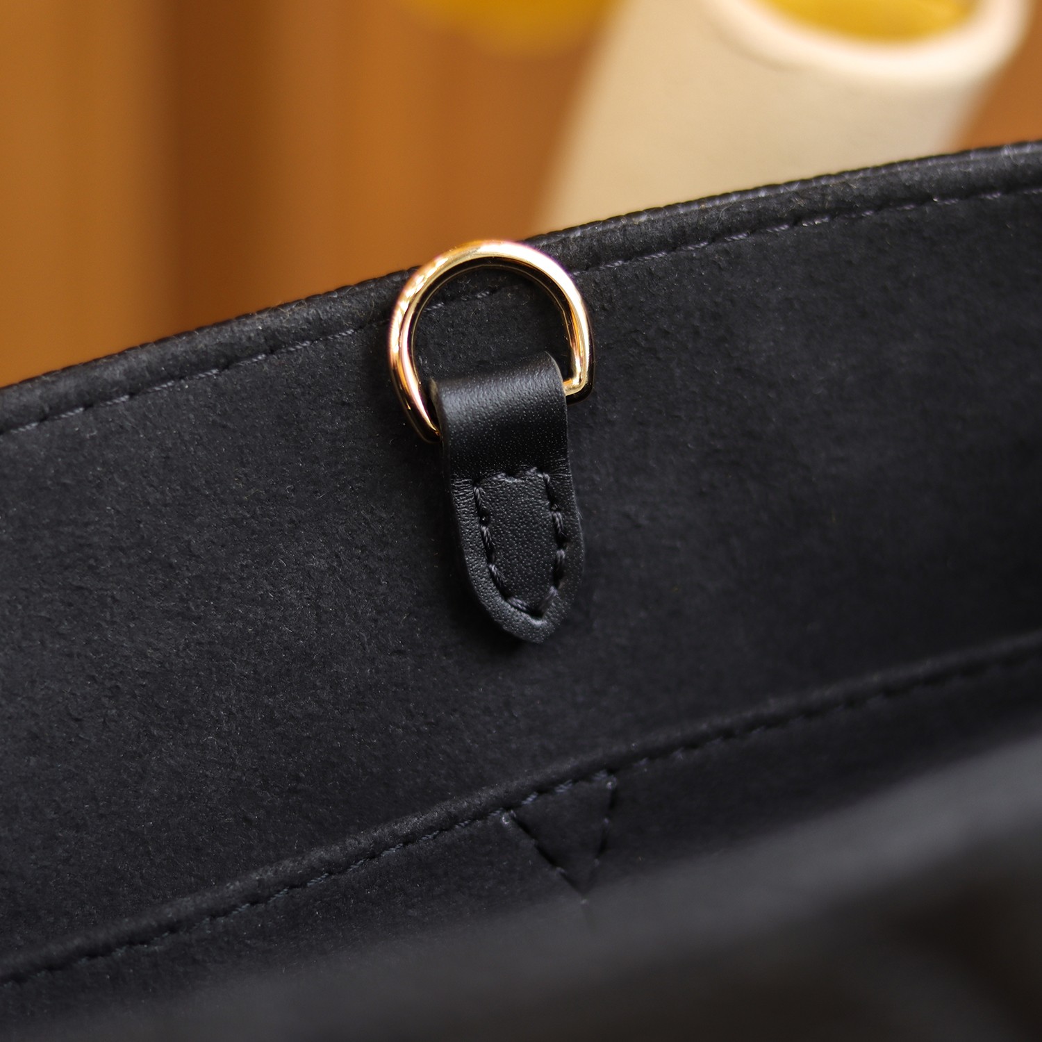 Louis Vuitton LV OnTheGo PM Bag M45653