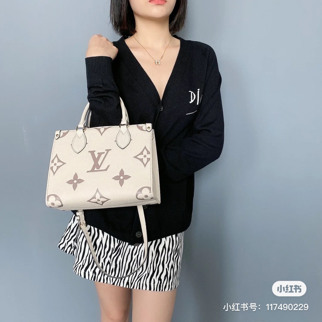 For our petite friends or those who prefer something a little more low-key