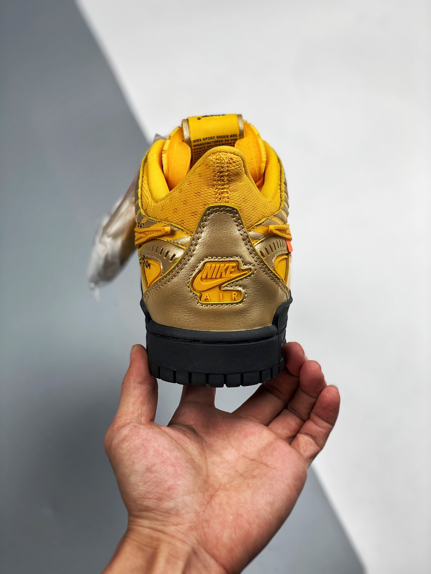 Miniatura 8