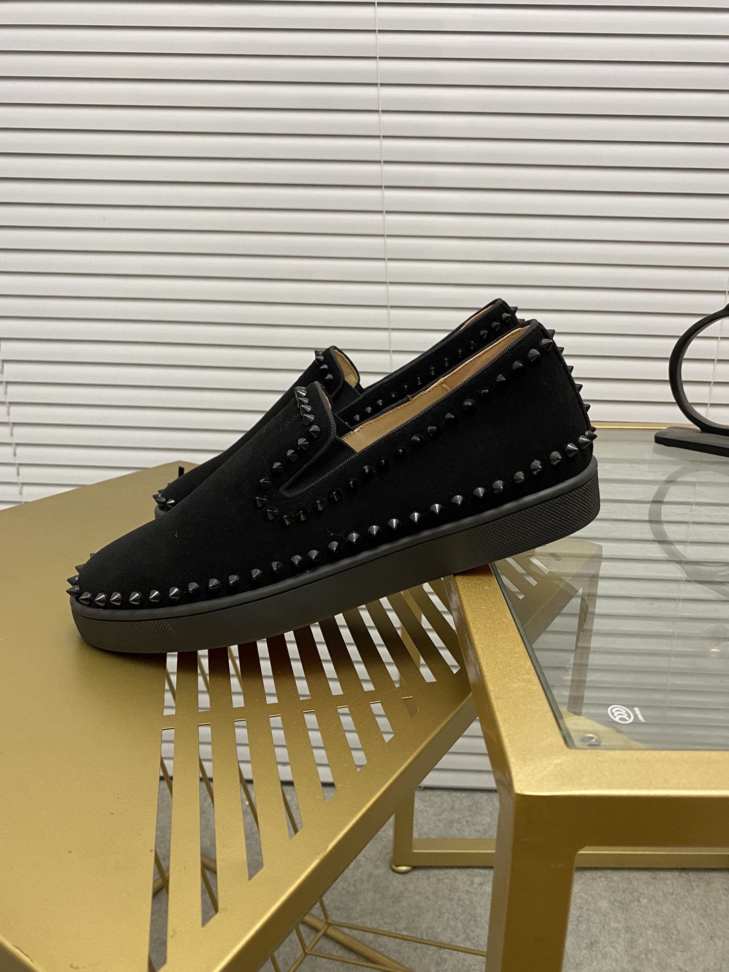 Christian Louboutin（cl男） Style Leather Men's Shoes Lookbook Reference image 2