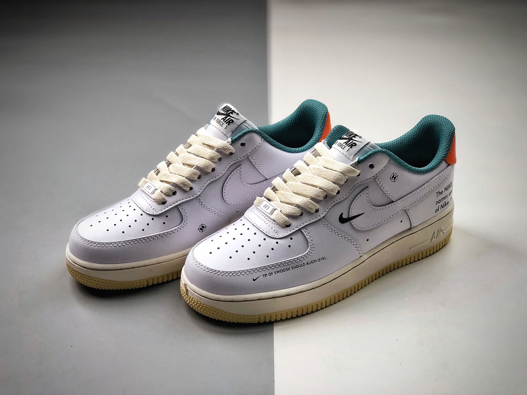 240 NIKE FORCE空军一号运动休闲板鞋 DM0970-111