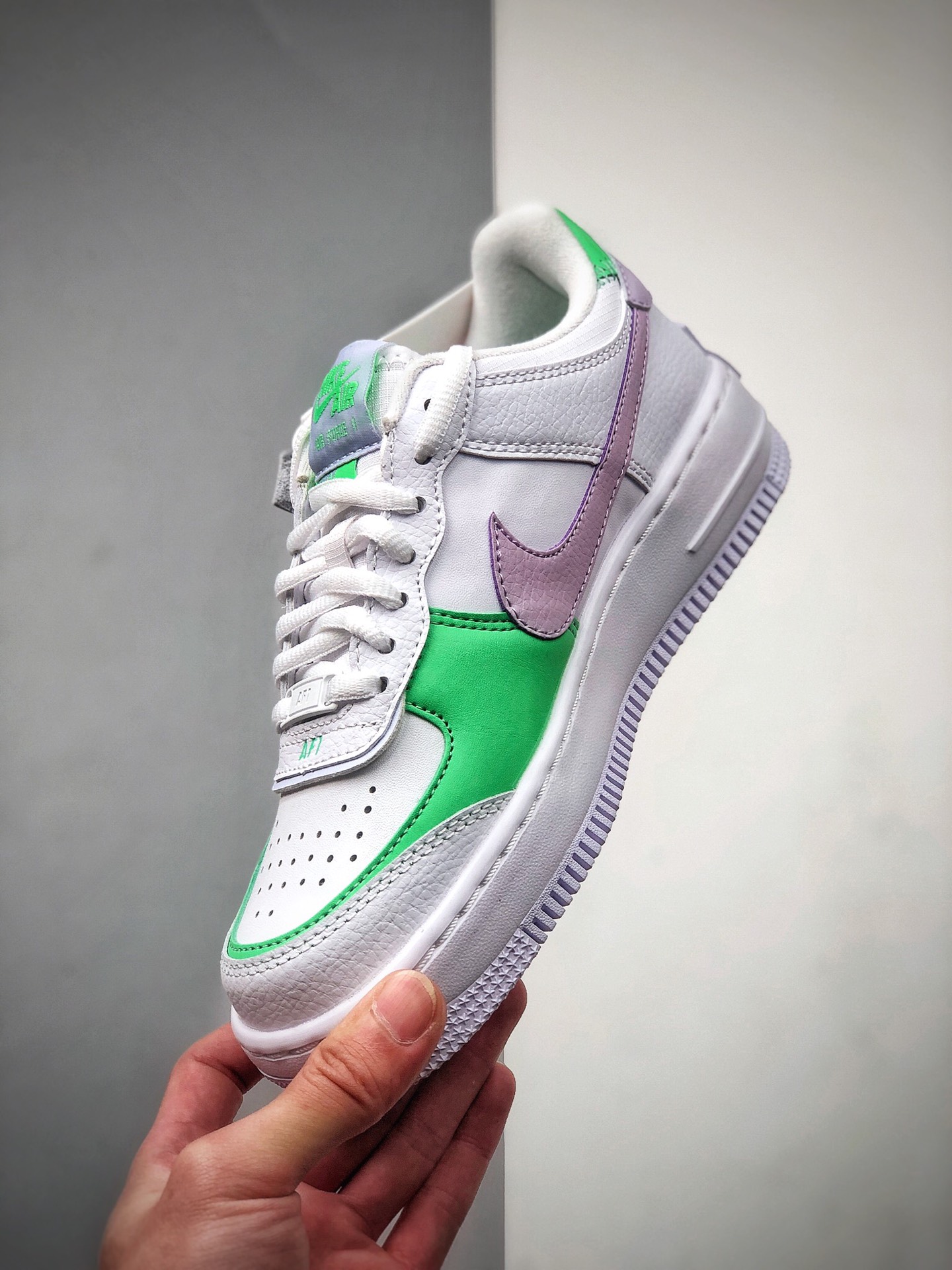 200 NIKE FORCE空军一号运动休闲板鞋 CU8591-103