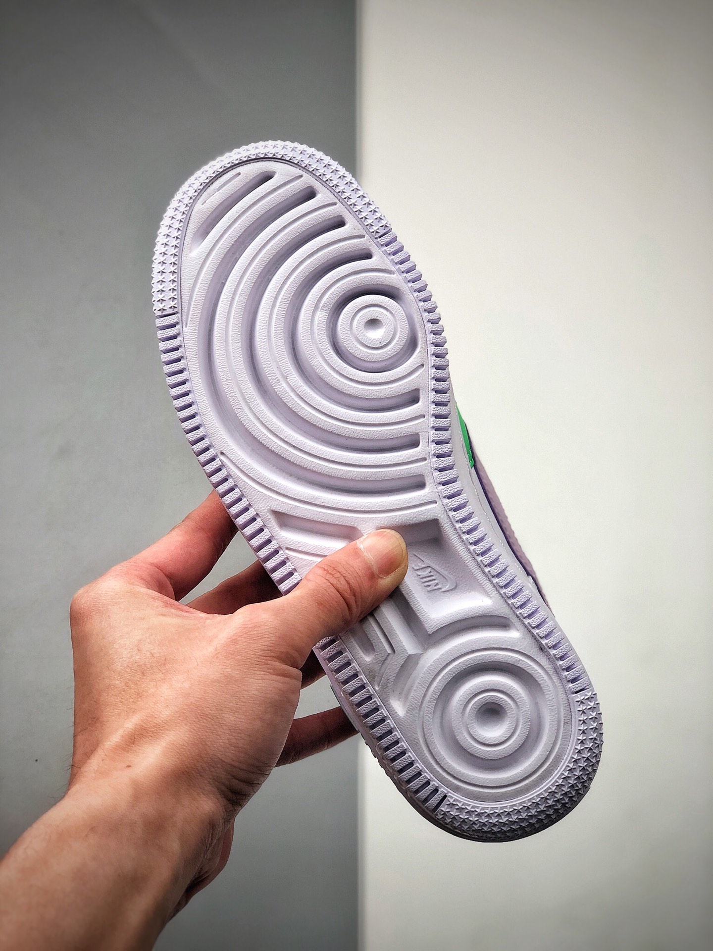 200 NIKE FORCE空军一号运动休闲板鞋 CU8591-103