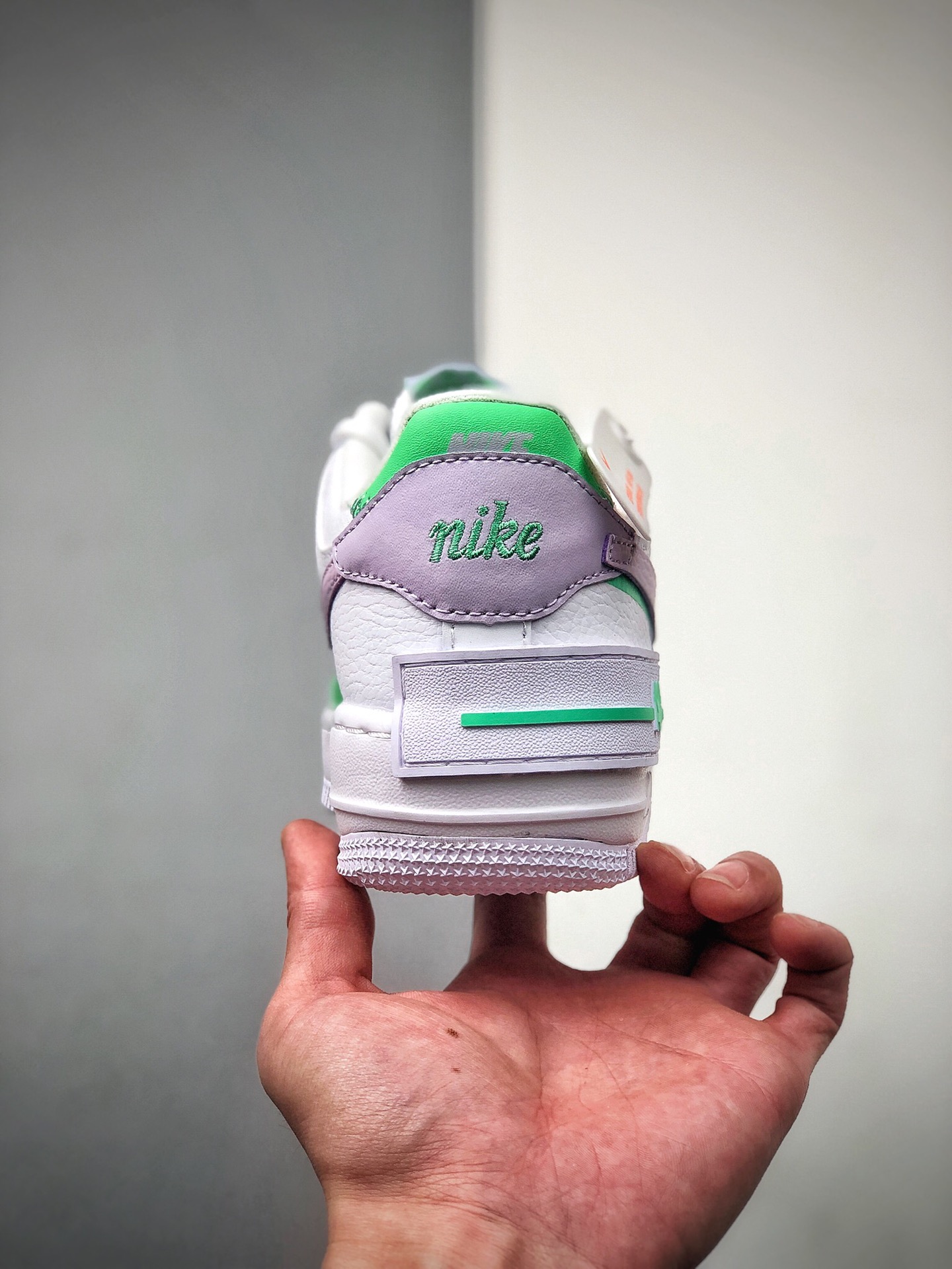 200 NIKE FORCE空军一号运动休闲板鞋 CU8591-103