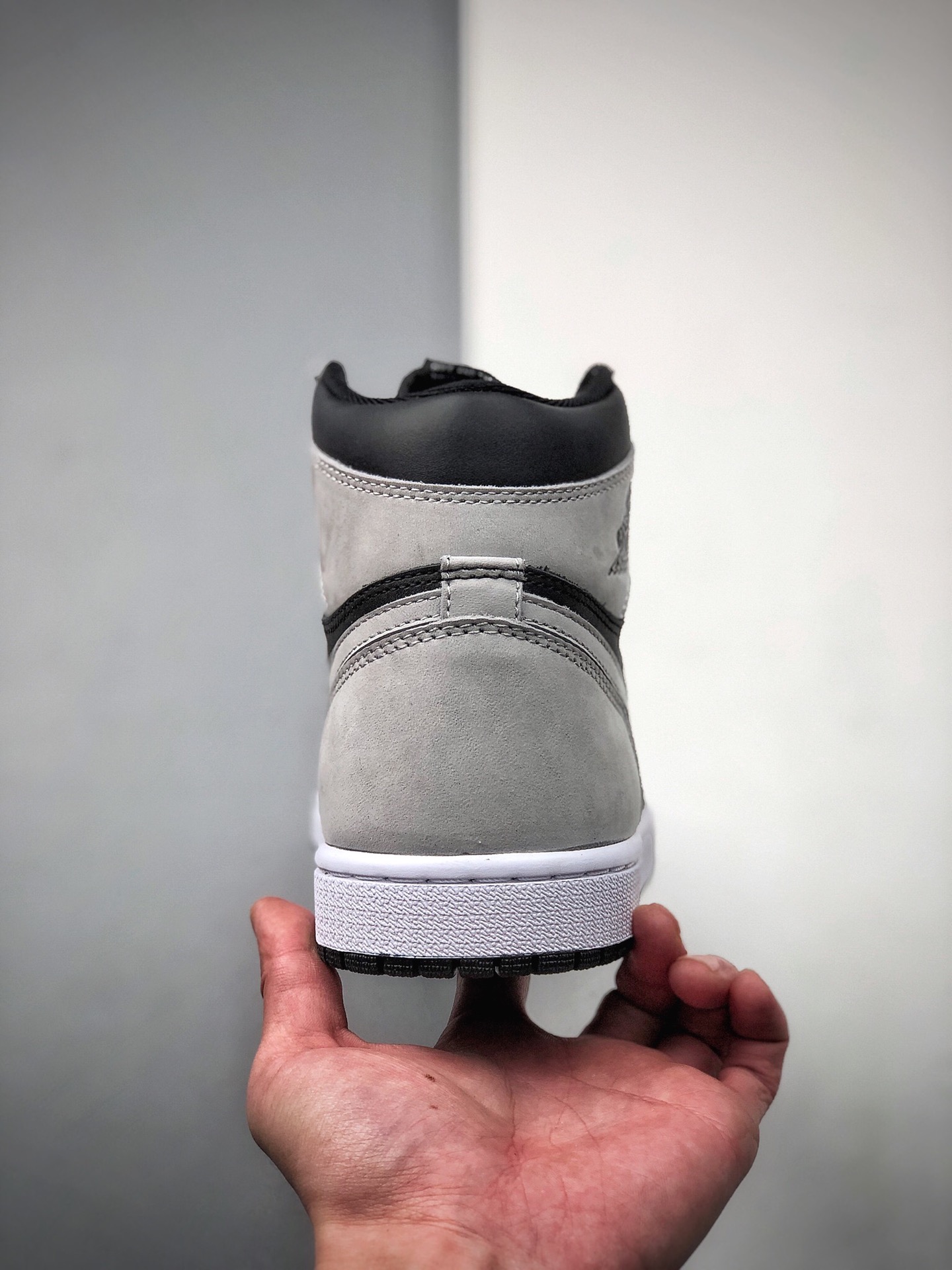 320 Air Jordan AJ1 HIGH OG 内置全掌气垫 A模大底 555088-035