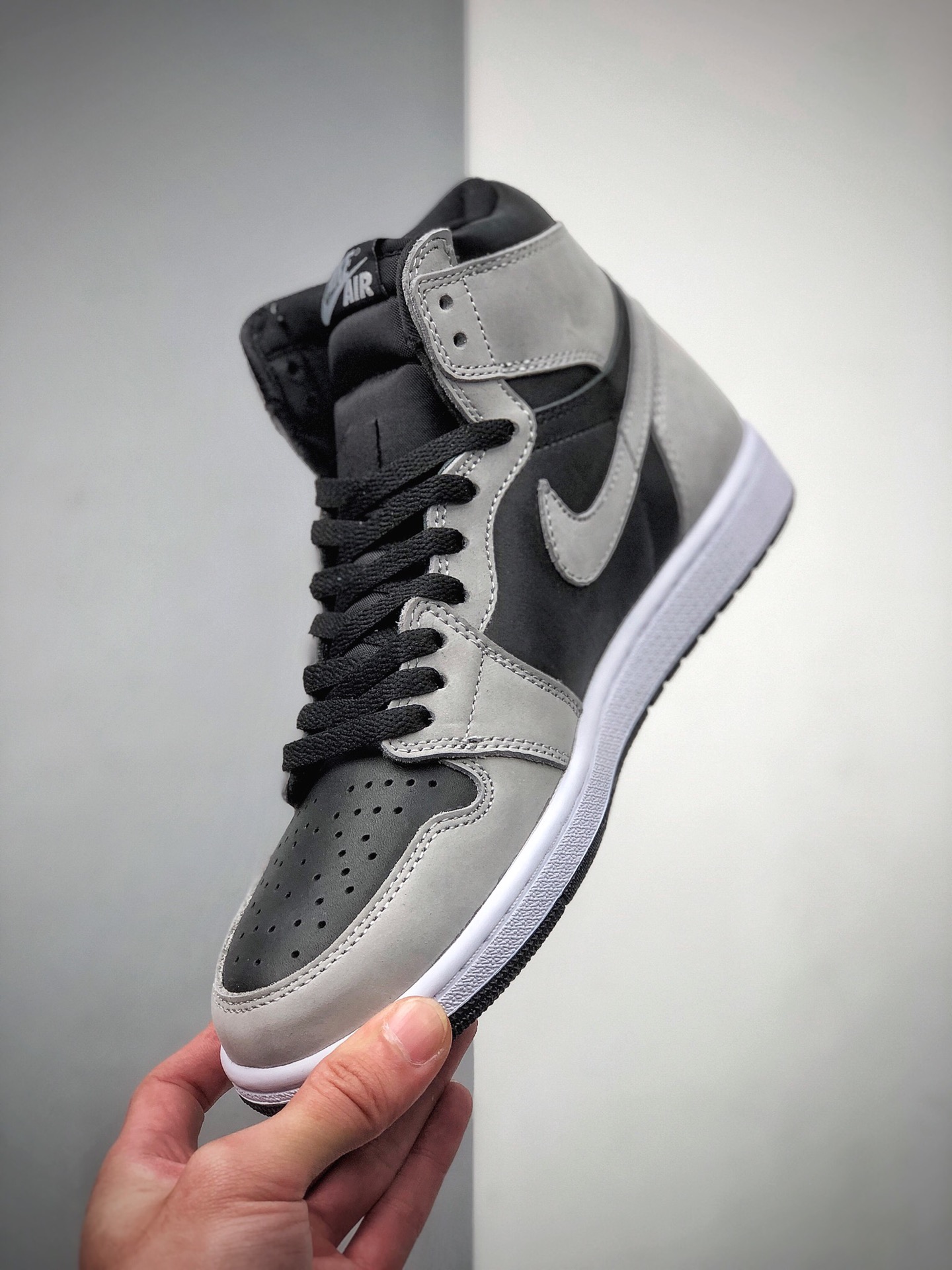 320 Air Jordan AJ1 HIGH OG 内置全掌气垫 A模大底 555088-035