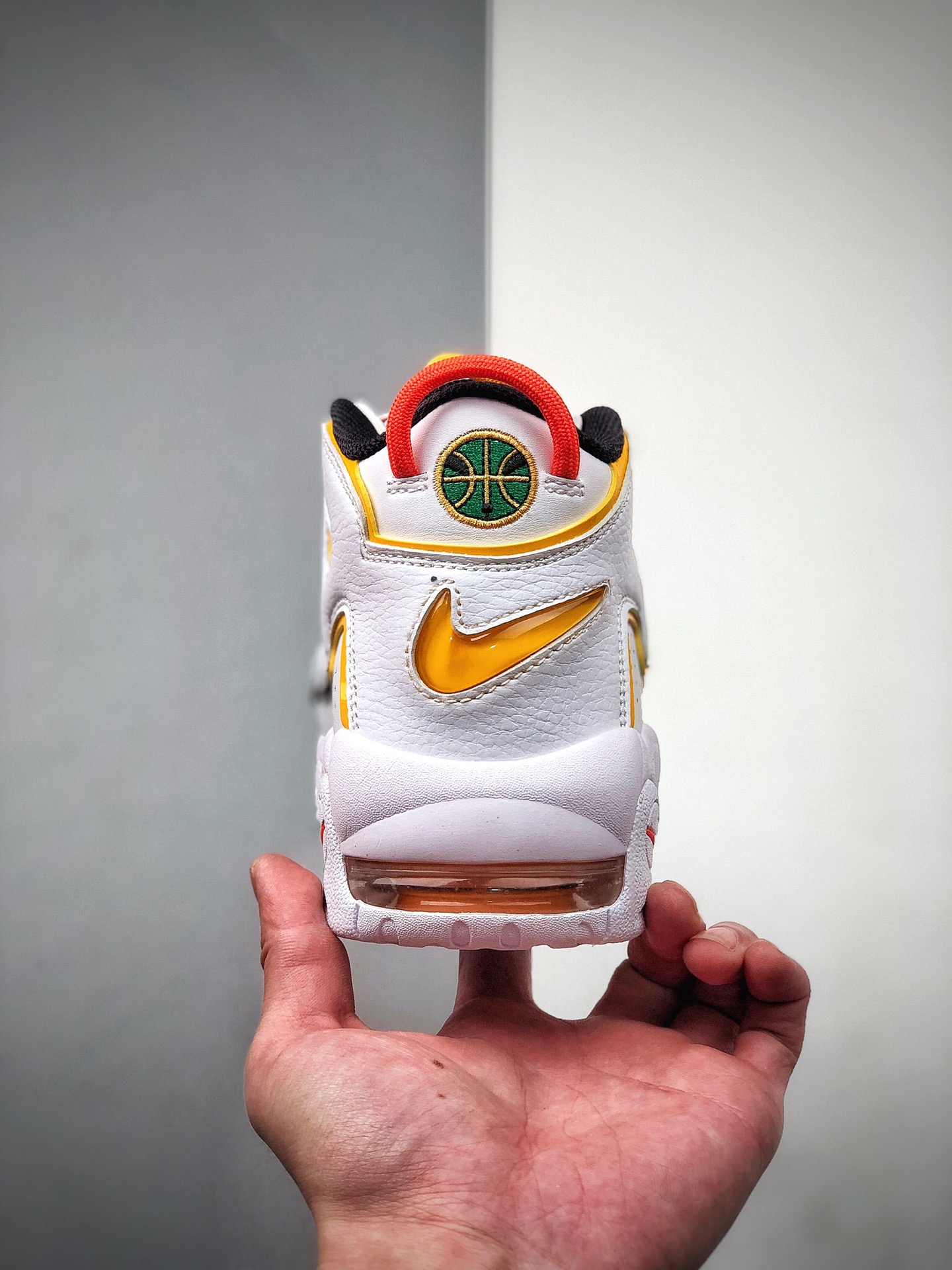260  Nike Air More Uptempo 大AIR皮蓬复古篮球鞋 DD9282-100