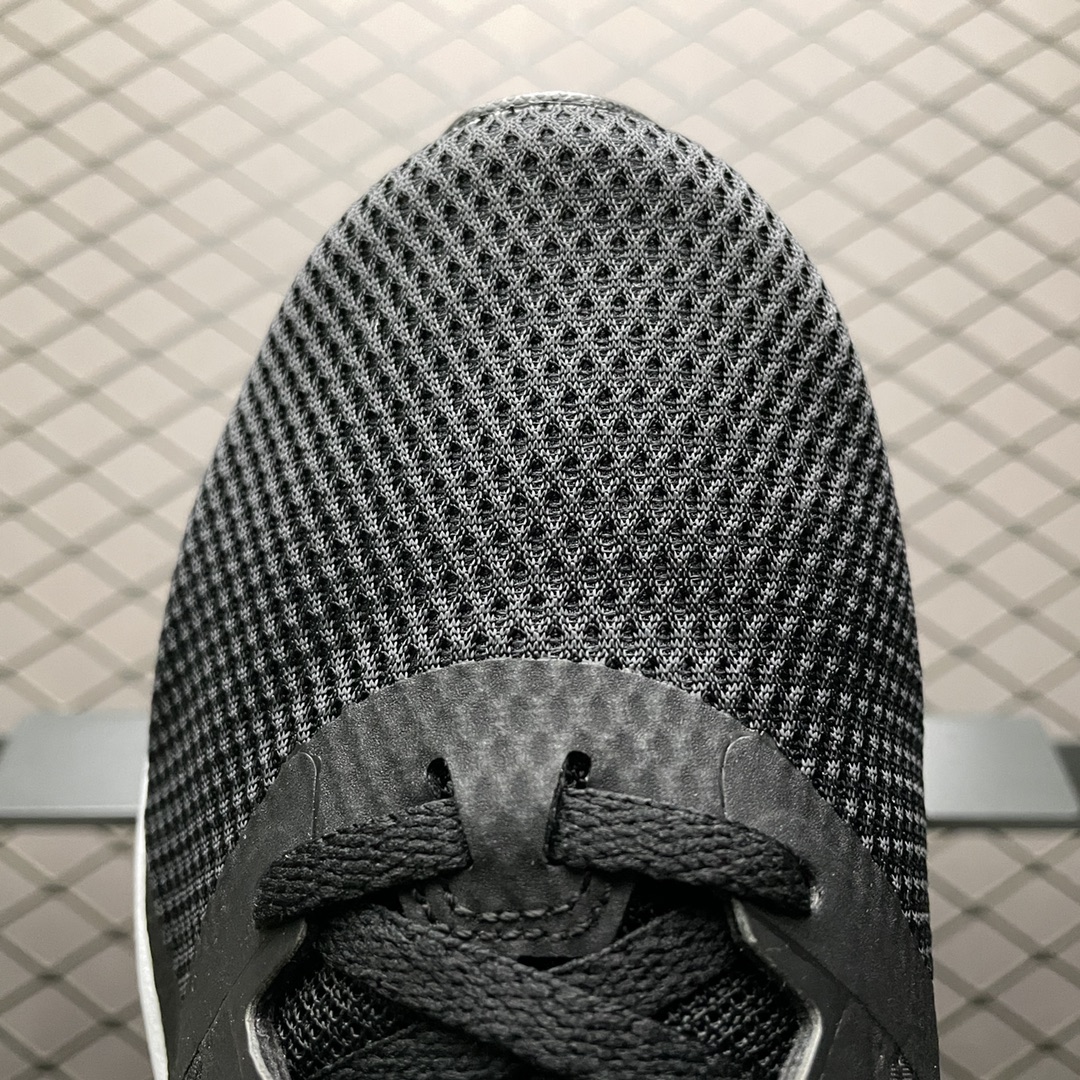 180 Nike Downshifter 11 网面超轻透气跑步鞋 CW3411-006