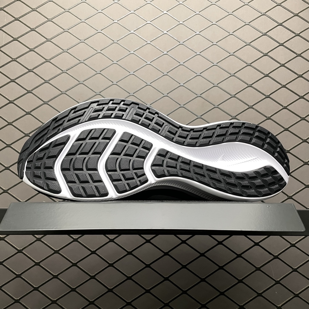 180 Nike Downshifter 11 网面超轻透气跑步鞋 CW3411-006