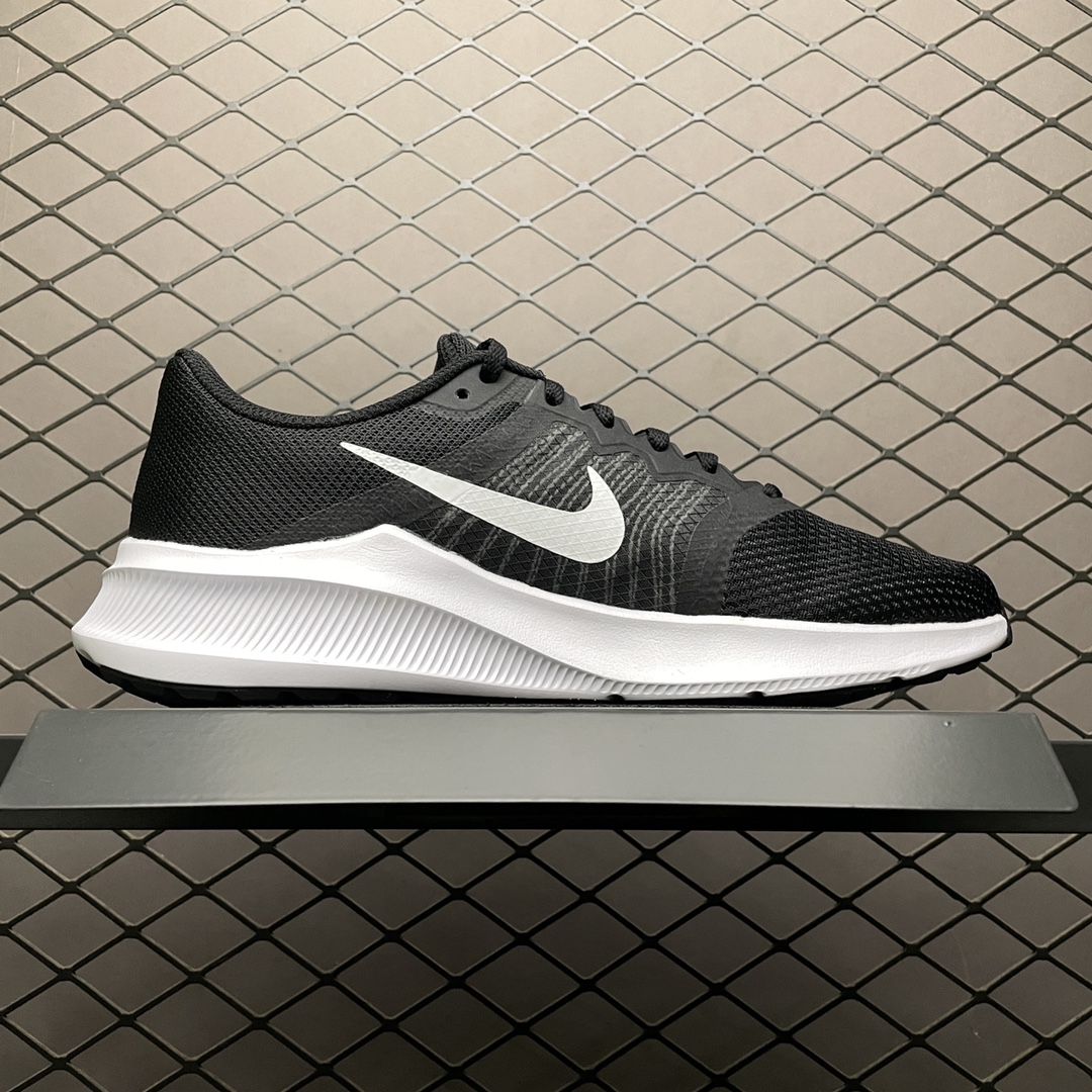 180 Nike Downshifter 11 网面超轻透气跑步鞋 CW3411-006