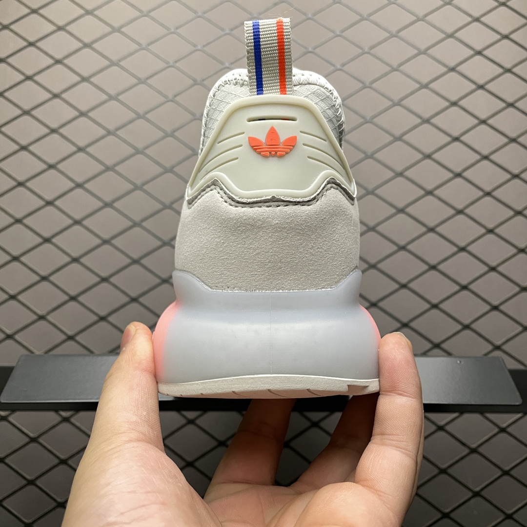 240 NASA x AD 阿迪 ZX 2K 联名款爆米花中底跑鞋 FX7028