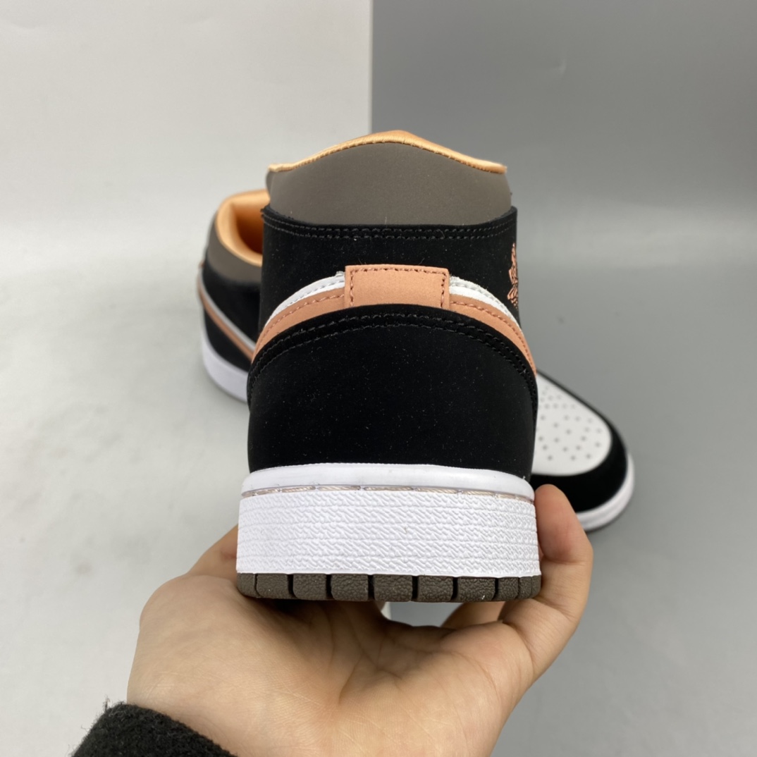 240 Air Jordan 1 Mid AJ1 乔1 中帮百搭休闲运动板鞋DH0210-100