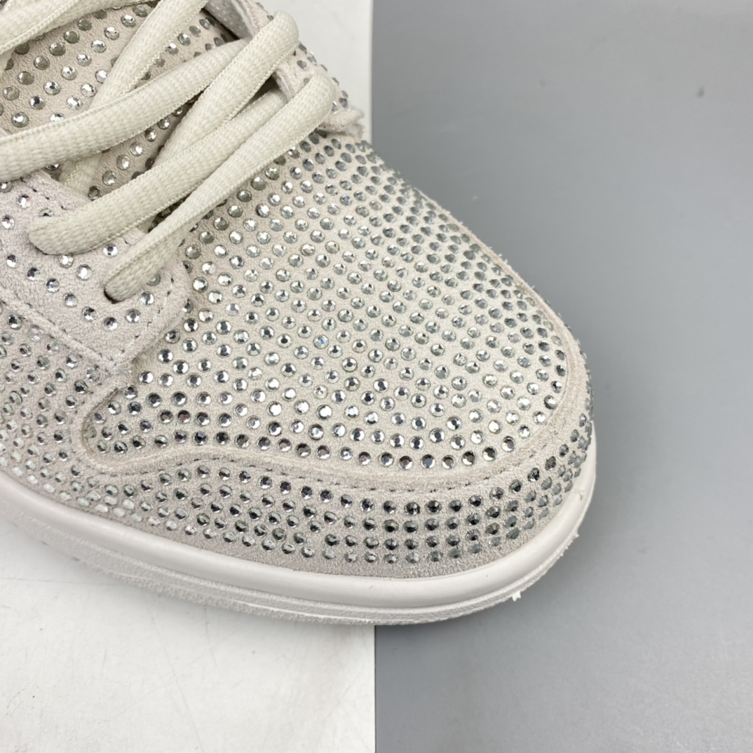 260 Cactus Plant Flea Market唐人街跳蚤市场CPFM x Nk SB Dunk LowPure Platinum”Swarovski Crystals” 扣篮系列低帮休闲运动滑板板鞋 CZ2670-001