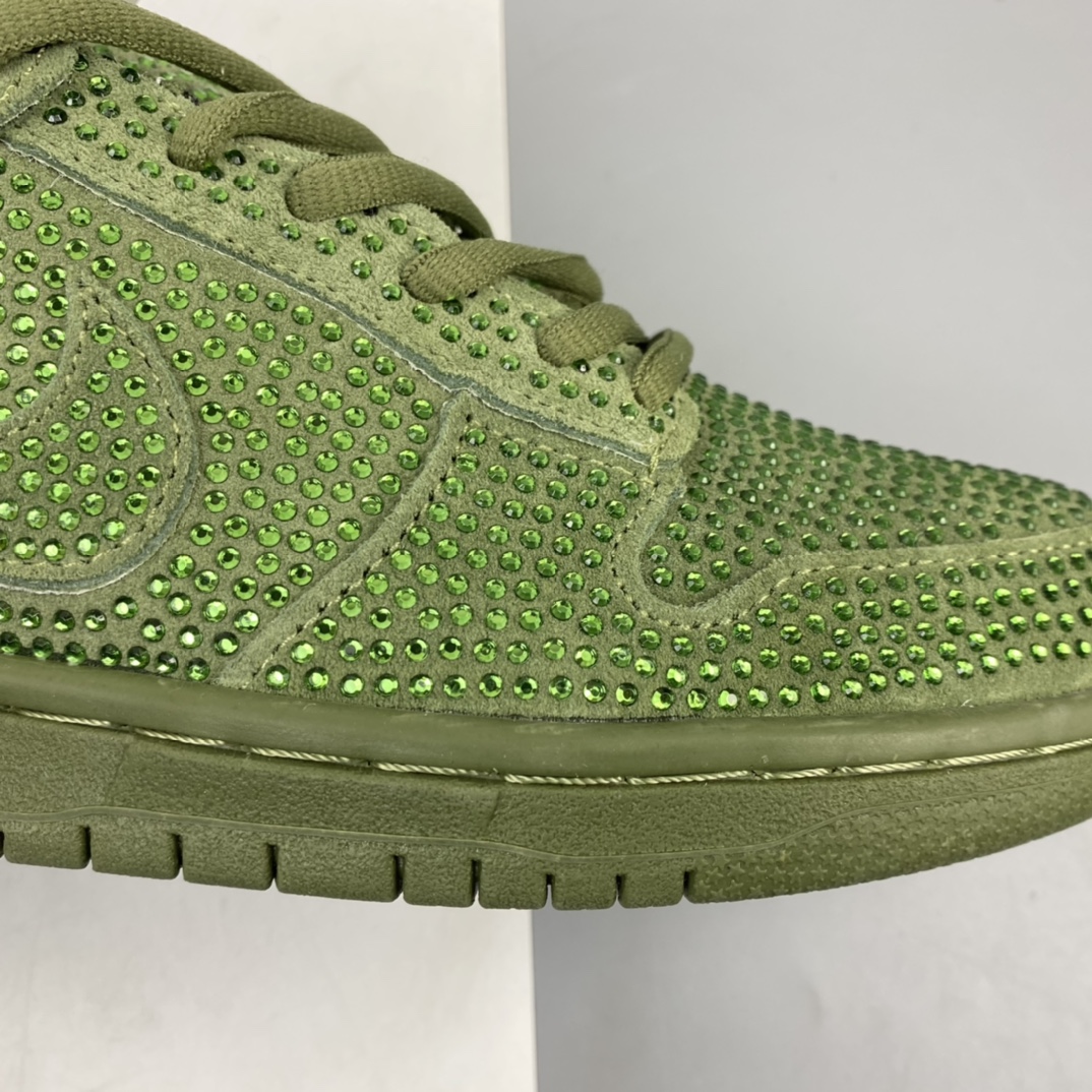 260 Cactus Plant Flea Market唐人街跳蚤市场CPFM x Nk SB Dunk LowPure Platinum”Swarovski Crystals” 扣篮系列低帮休闲运动滑板板鞋 CZ2670-300