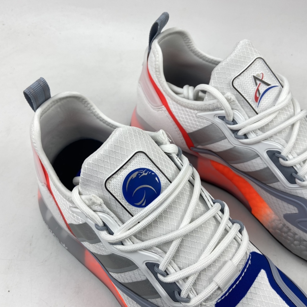 240 Ad ZX 2K Boost 网纱针织呼吸面套脚休闲运动慢跑鞋 FY5725
