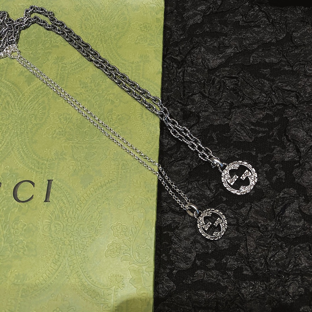 Gucci Interlocking G Textured Aged-Finish Necklace - Comprehensive 4