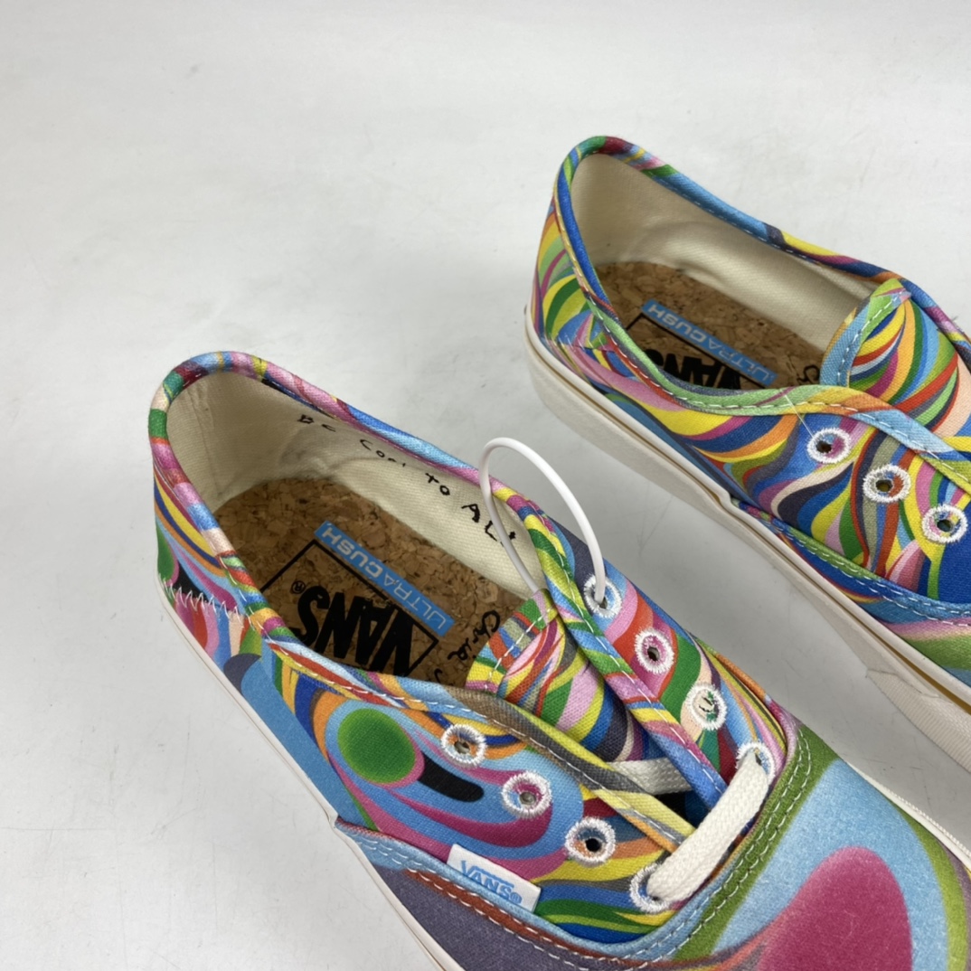 150 Vans Authentic SF 春夏新款  彩绘可持续环保系列 VN0A3MU642D