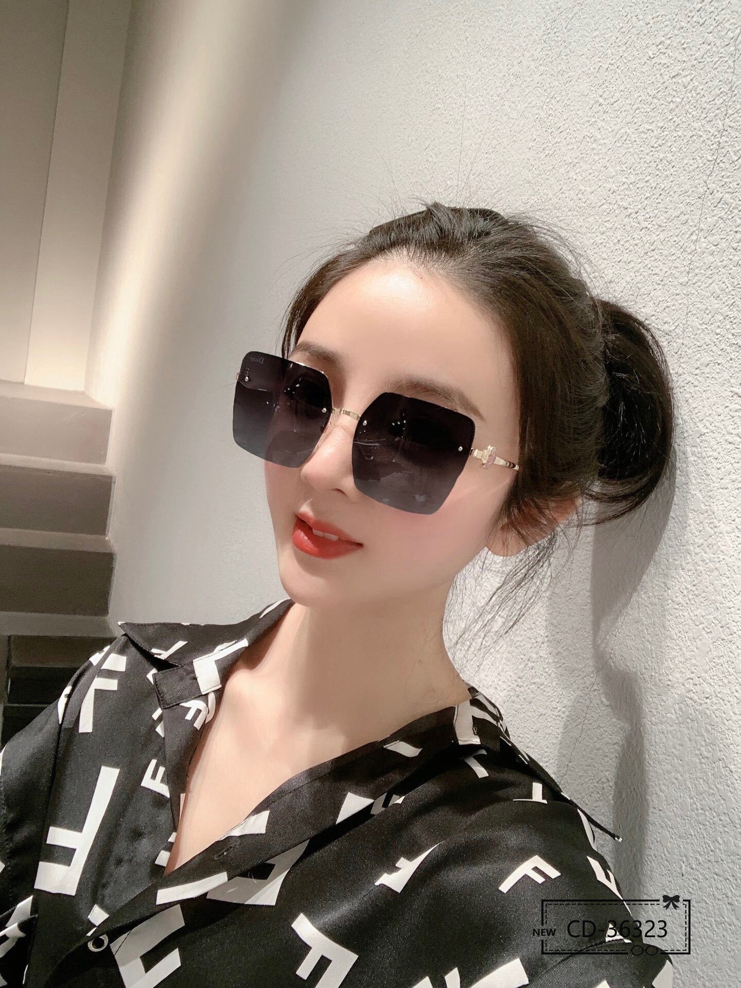 .法国迪奥-DIOR.宝丽来树脂高清