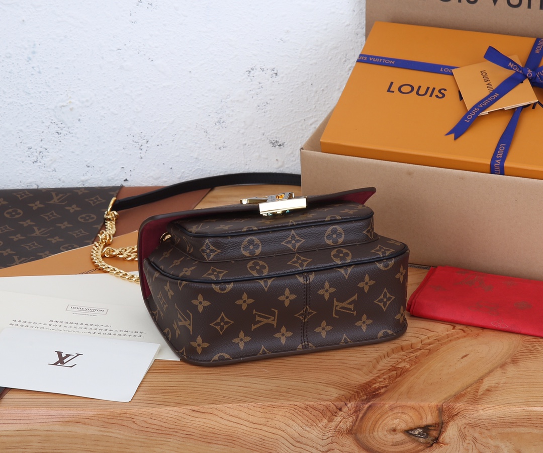 Louis Vuitton 全钢五金‼ Chain Bag 链条包以 Monogram 帆布塑造玲珑构型 搭配树脂 LV 磁扣