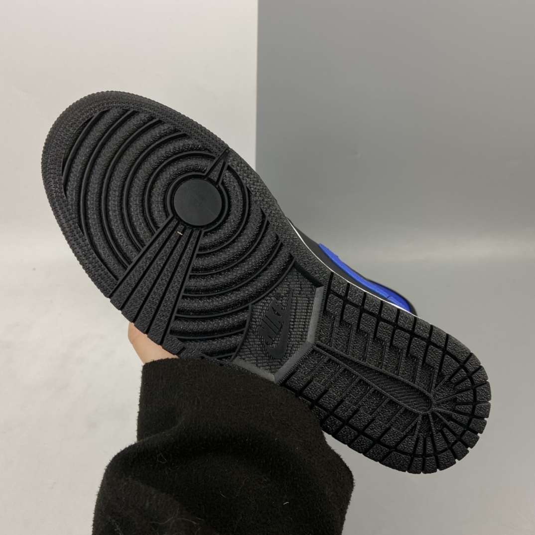 260 Air Jordan 1 Mid AJ1 乔1 中帮百搭休闲运动板鞋554724-077