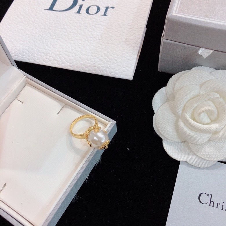 Dior Haute Couture Haute Couture Fine Jewelry Necklace Bracelet Ring 3