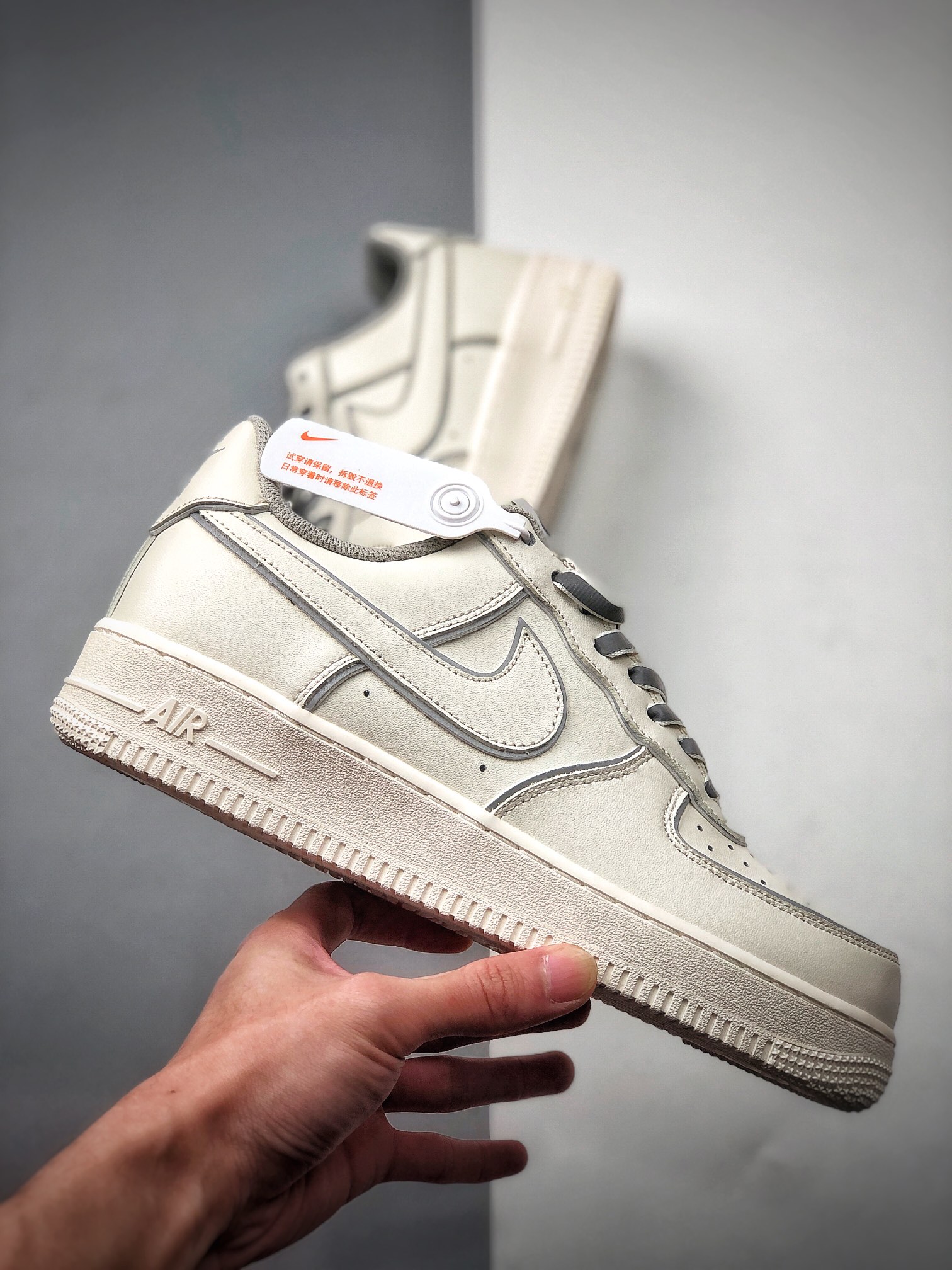 240 NIKE FORCE空军一号运动休闲板鞋 BD3654-506