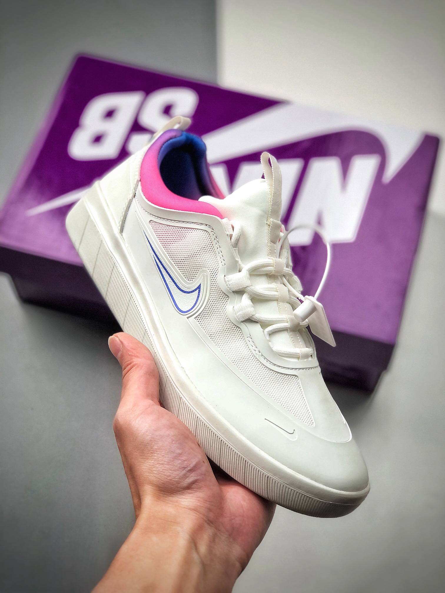 180  Nike SB NYJAH FREE 2系列跑鞋弹性原面 CU9220-100