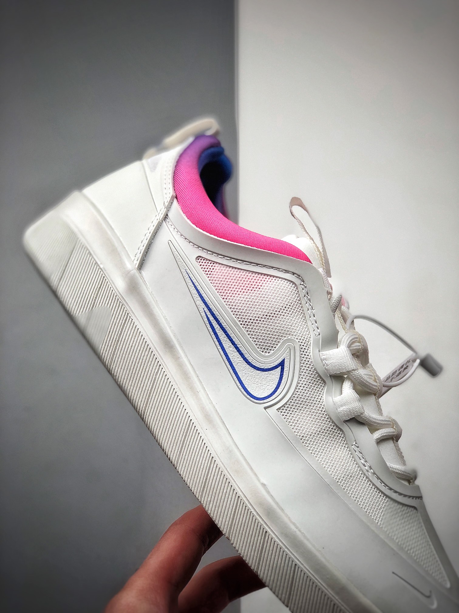 180  Nike SB NYJAH FREE 2系列跑鞋弹性原面 CU9220-100