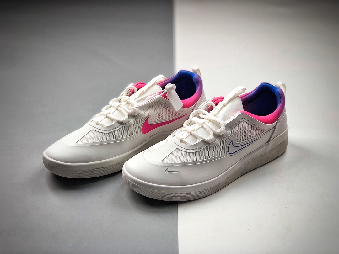 180  Nike SB NYJAH FREE 2系列跑鞋弹性原面 CU9220-100