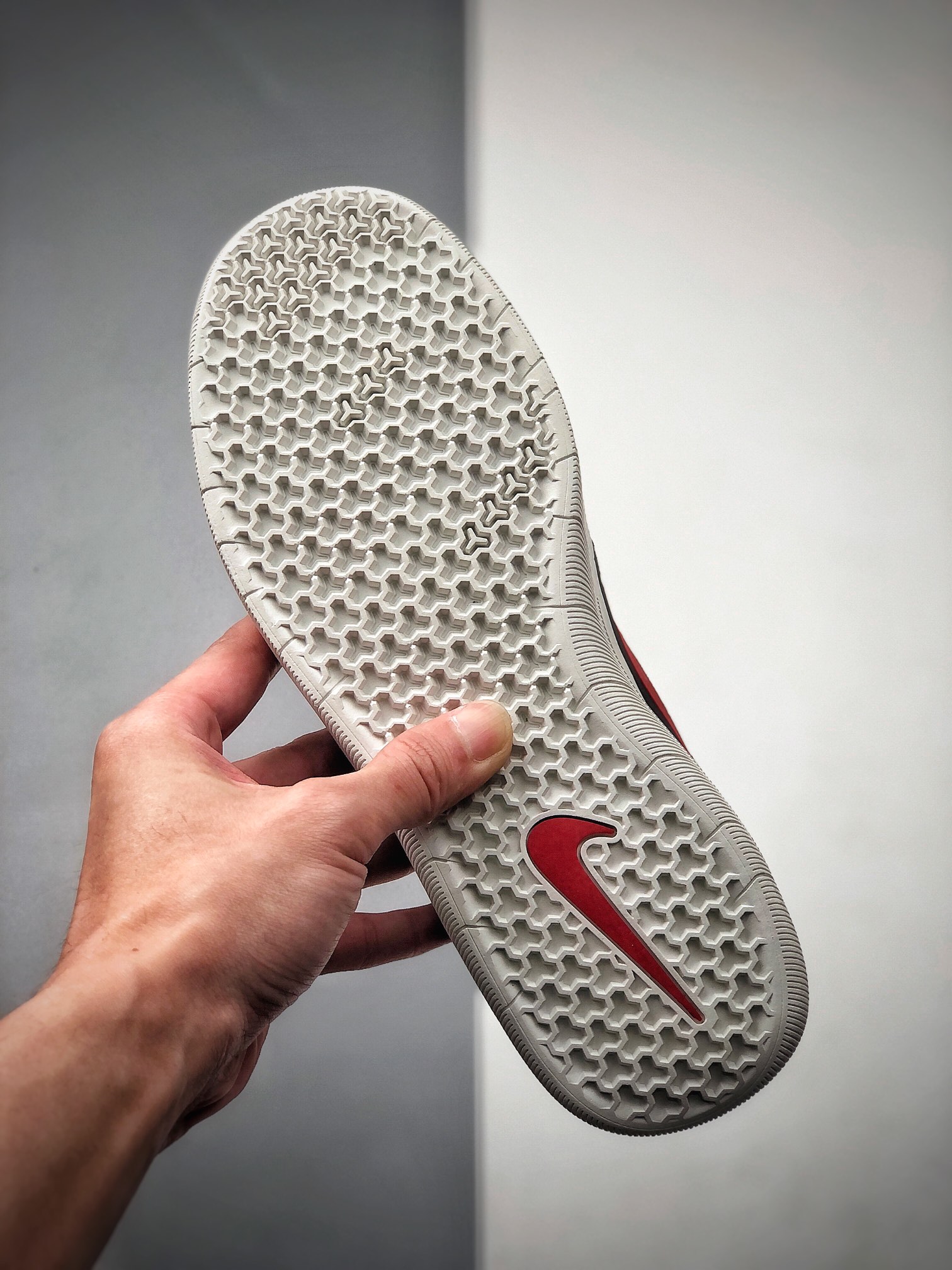 180  Nike SB NYJAH FREE 2系列跑鞋弹性原面 BV2078-002