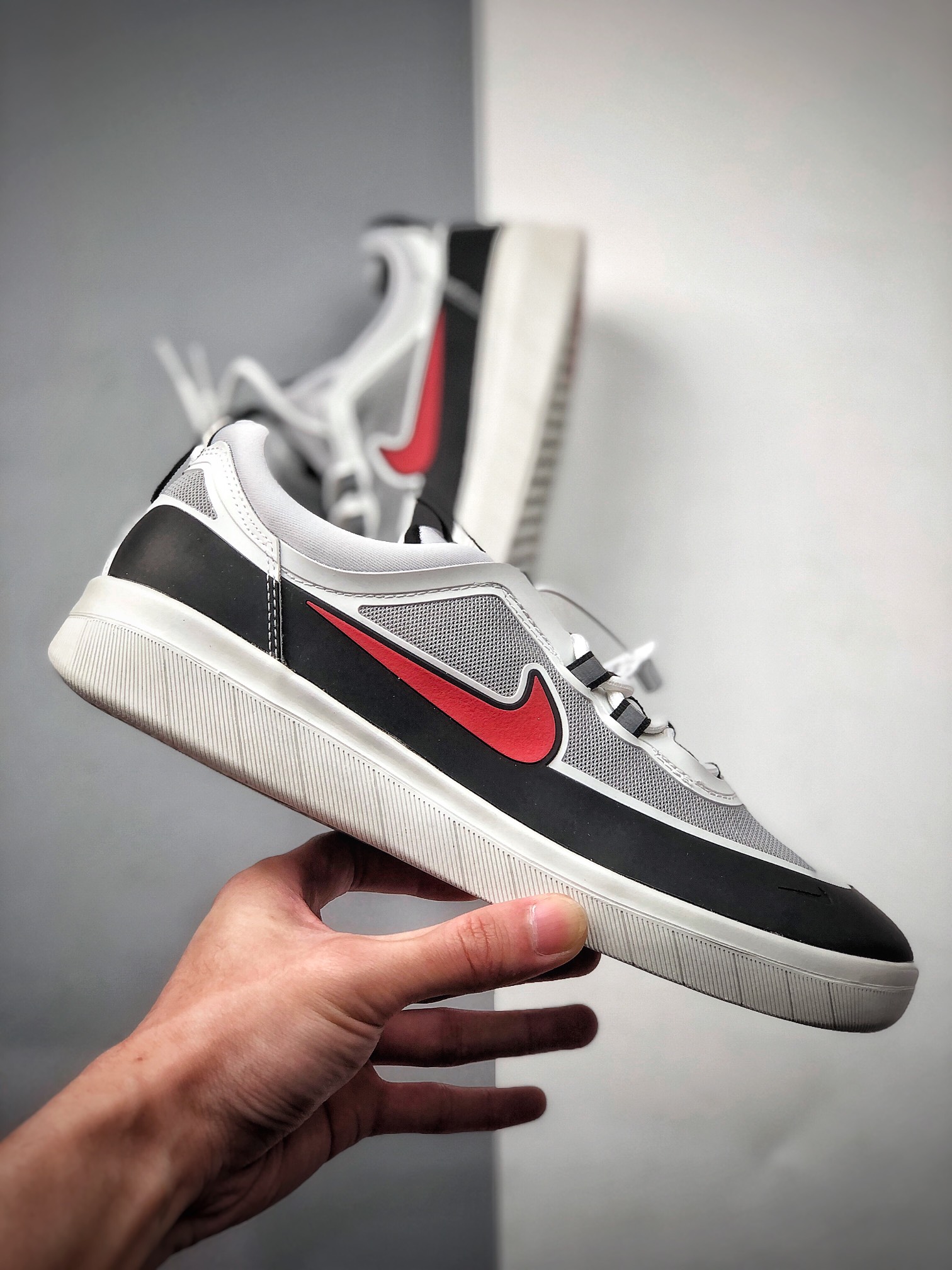180  Nike SB NYJAH FREE 2系列跑鞋弹性原面 BV2078-002