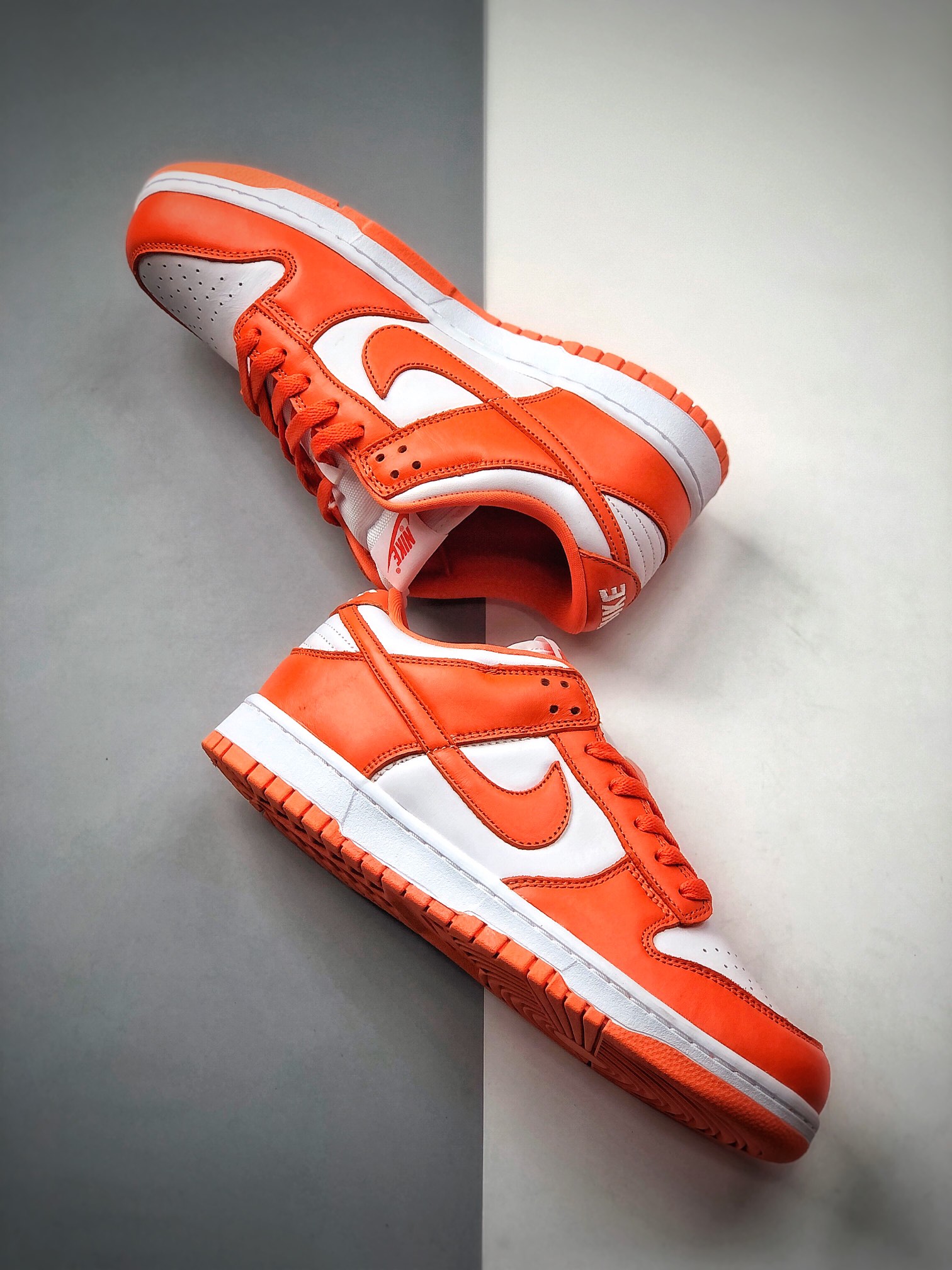 300  耐克 SB Dunk Low SP Syracuse 2020WHITE/ORANGE 肯塔基雪城橙板滑鞋 CU1726-101