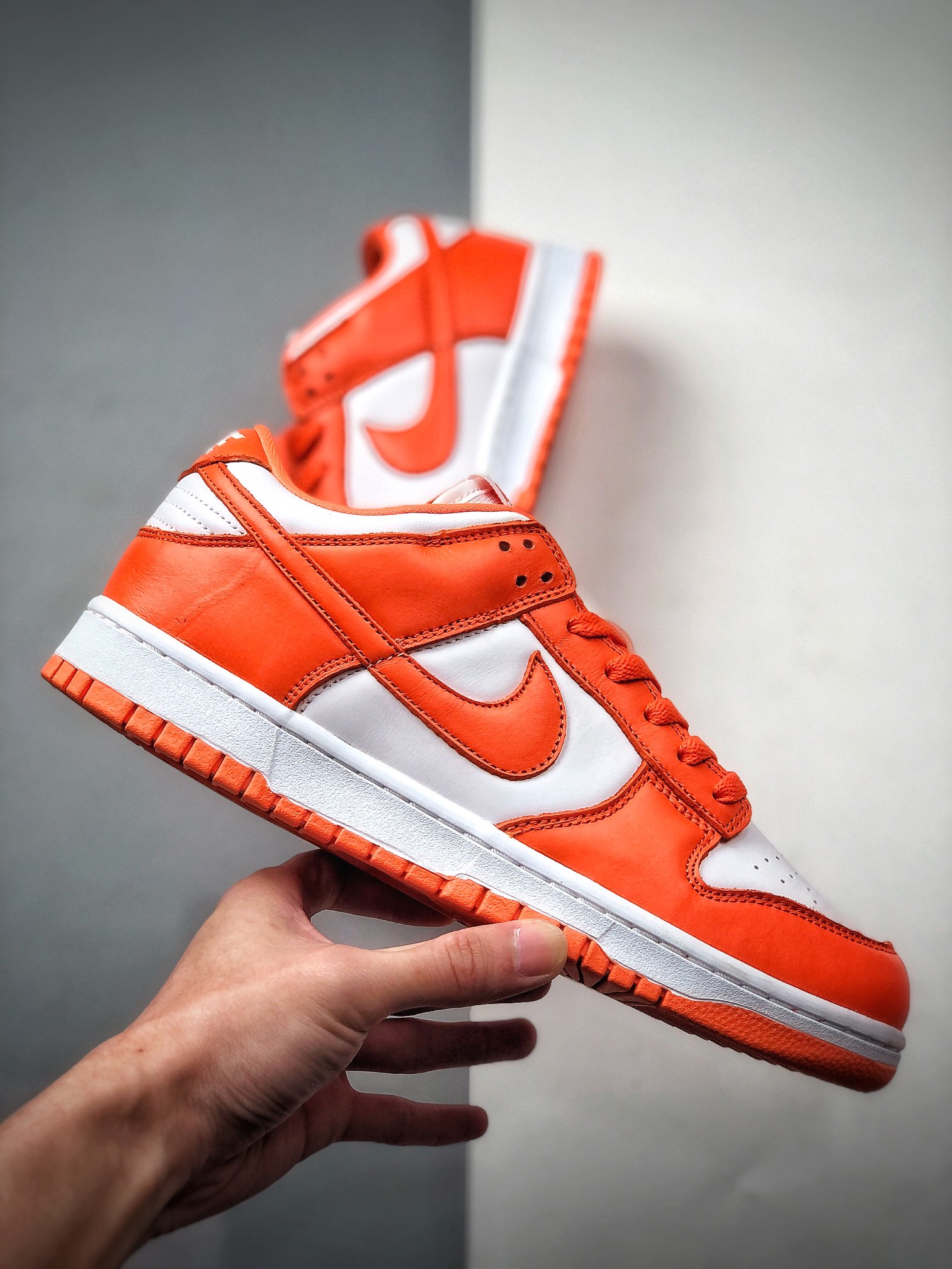 300  耐克 SB Dunk Low SP Syracuse 2020WHITE/ORANGE 肯塔基雪城橙板滑鞋 CU1726-101