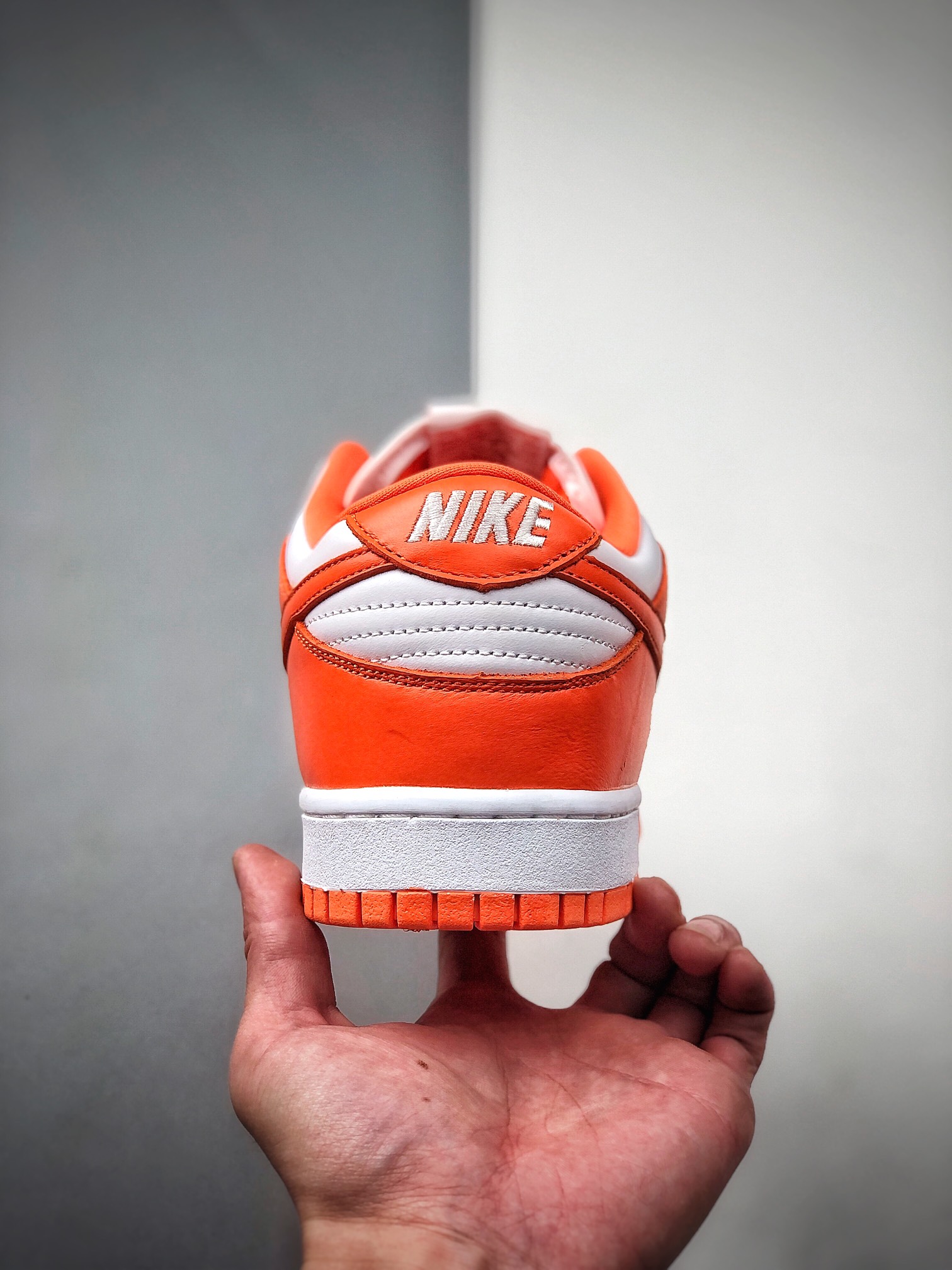 300  耐克 SB Dunk Low SP Syracuse 2020WHITE/ORANGE 肯塔基雪城橙板滑鞋 CU1726-101