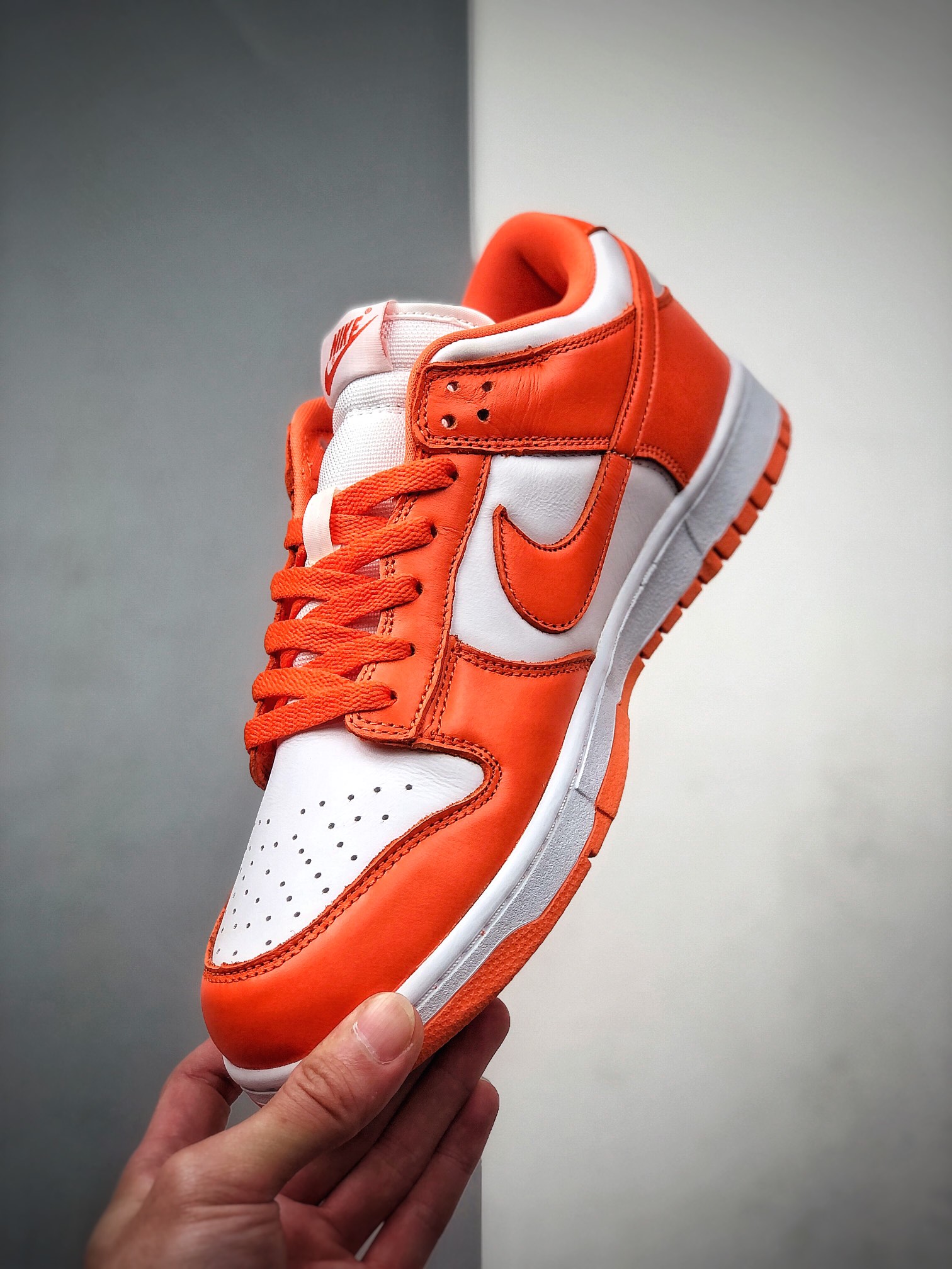300  耐克 SB Dunk Low SP Syracuse 2020WHITE/ORANGE 肯塔基雪城橙板滑鞋 CU1726-101