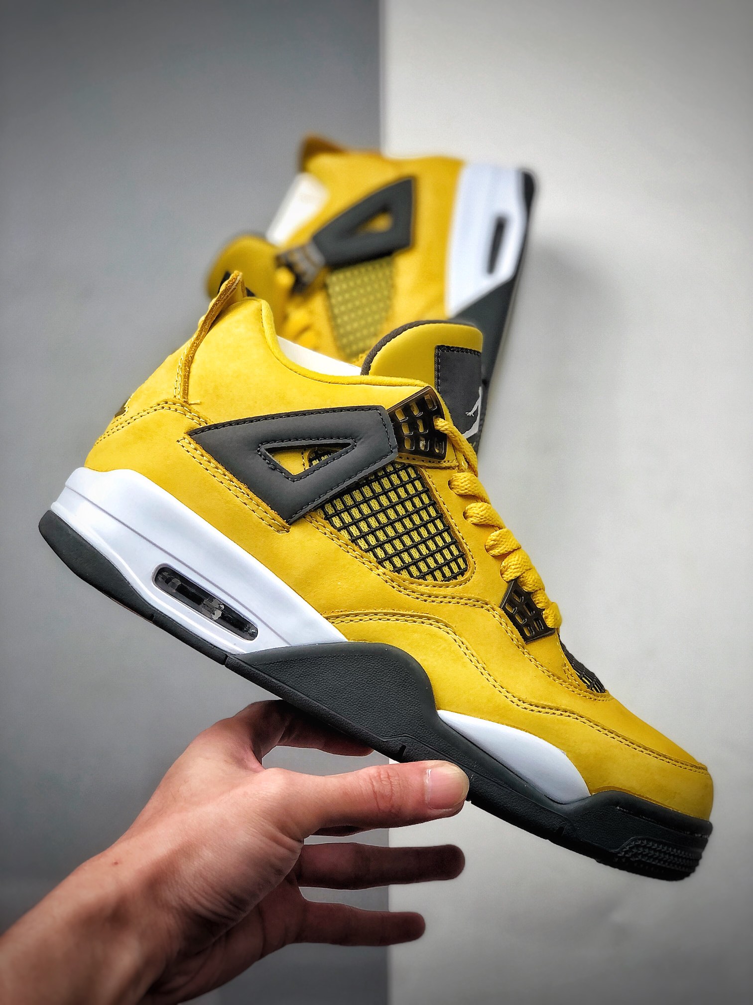500  Air Jordan 4 “Lightning” 电母 314254-702