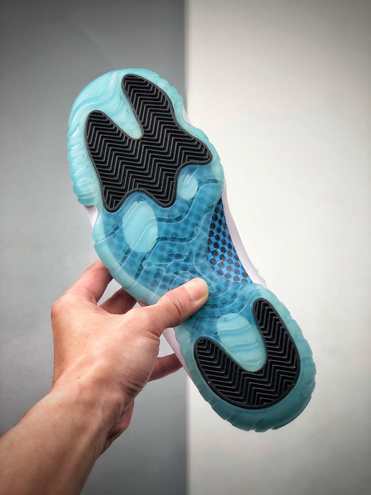 450 Air Jordan 11 Retro ”Legend Blue” 高帮 传奇蓝 AJ11 378037-117