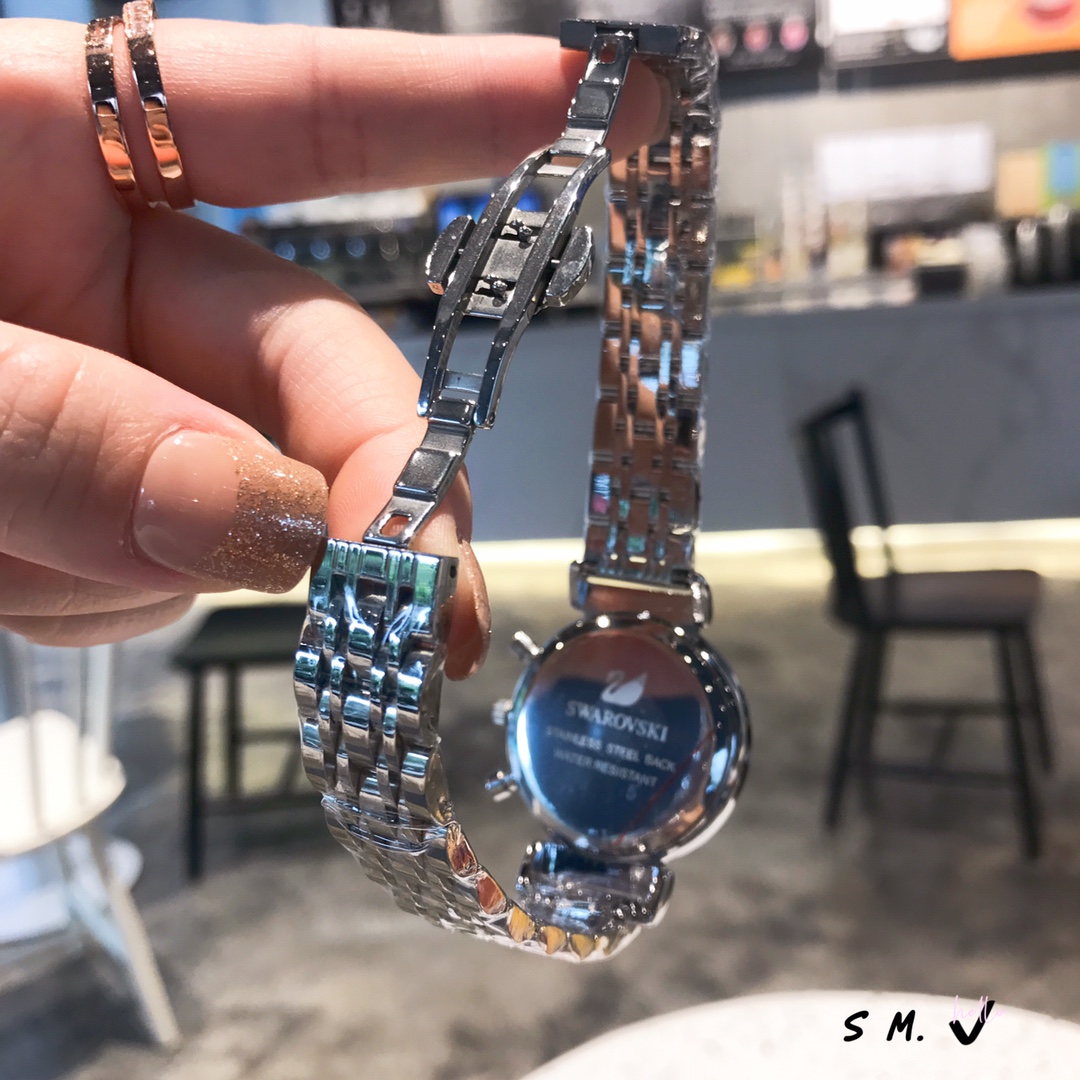 Luxurious SWAROVSKI Women’s Watch with Crystal Drills and Steel Belt - 图片 4
