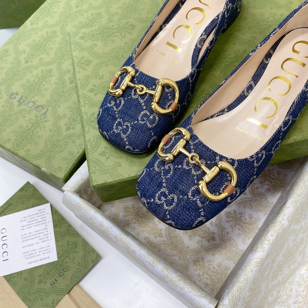 ____ en el nuevo ____GUCCI Gucci / Gucci boutique de gama alta 2021 principios de la primavera nuevo