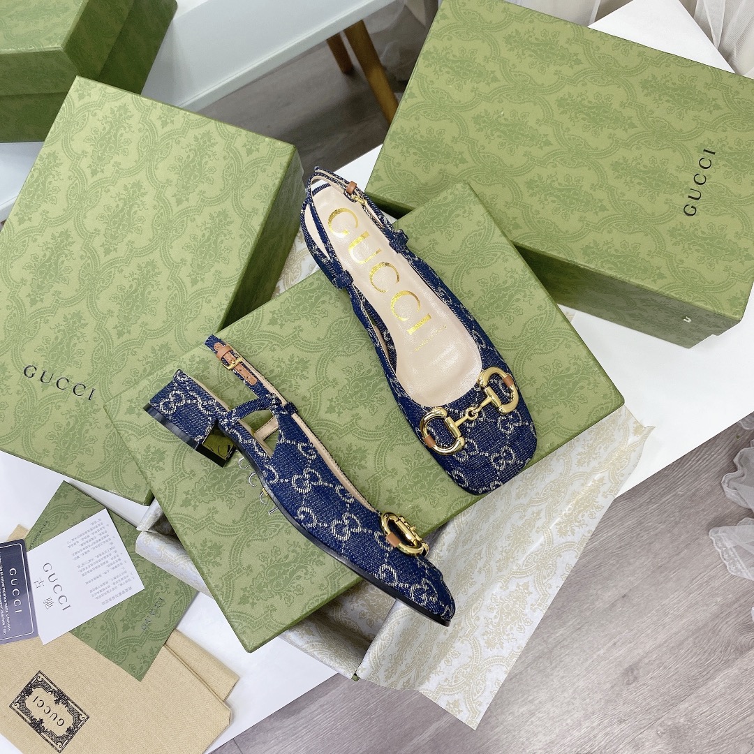 ____ en el nuevo ____GUCCI Gucci / Gucci boutique de gama alta 2021 principios de la primavera nuevo
