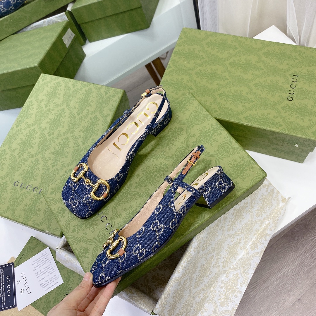 ____ en el nuevo ____GUCCI Gucci / Gucci boutique de gama alta 2021 principios de la primavera nuevo