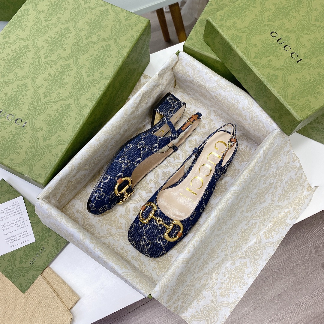____ en el nuevo ____GUCCI Gucci / Gucci boutique de gama alta 2021 principios de la primavera nuevo