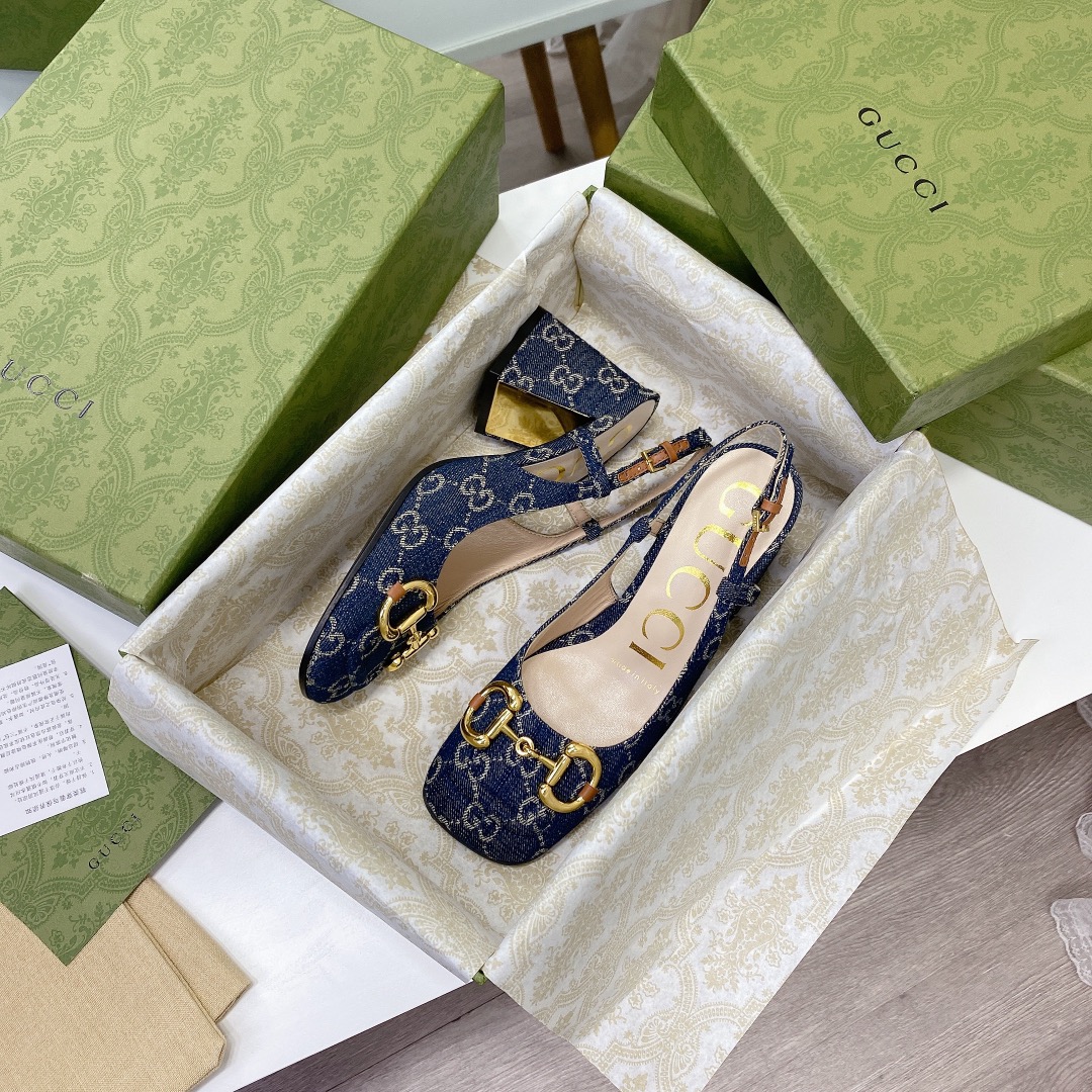 ____ en el nuevo ____GUCCI Gucci / Gucci boutique de gama alta 2021 principios de la primavera nuevo