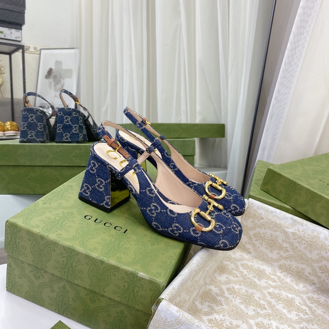 ____ en el nuevo ____GUCCI Gucci / Gucci boutique de gama alta 2021 principios de la primavera nuevo