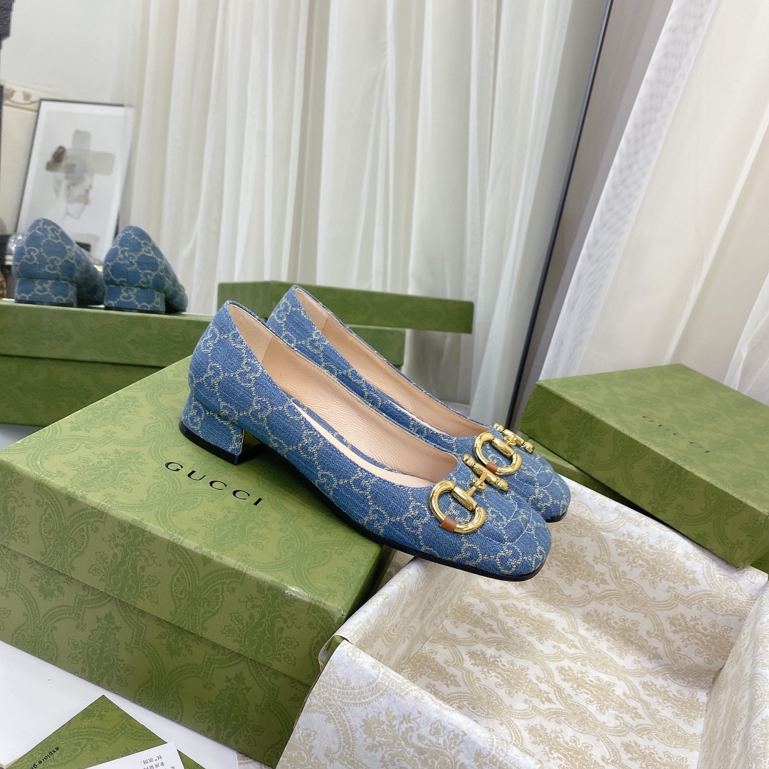 ____ en el nuevo ____GUCCI Gucci / Gucci boutique de gama alta 2021 principios de la primavera nuevo