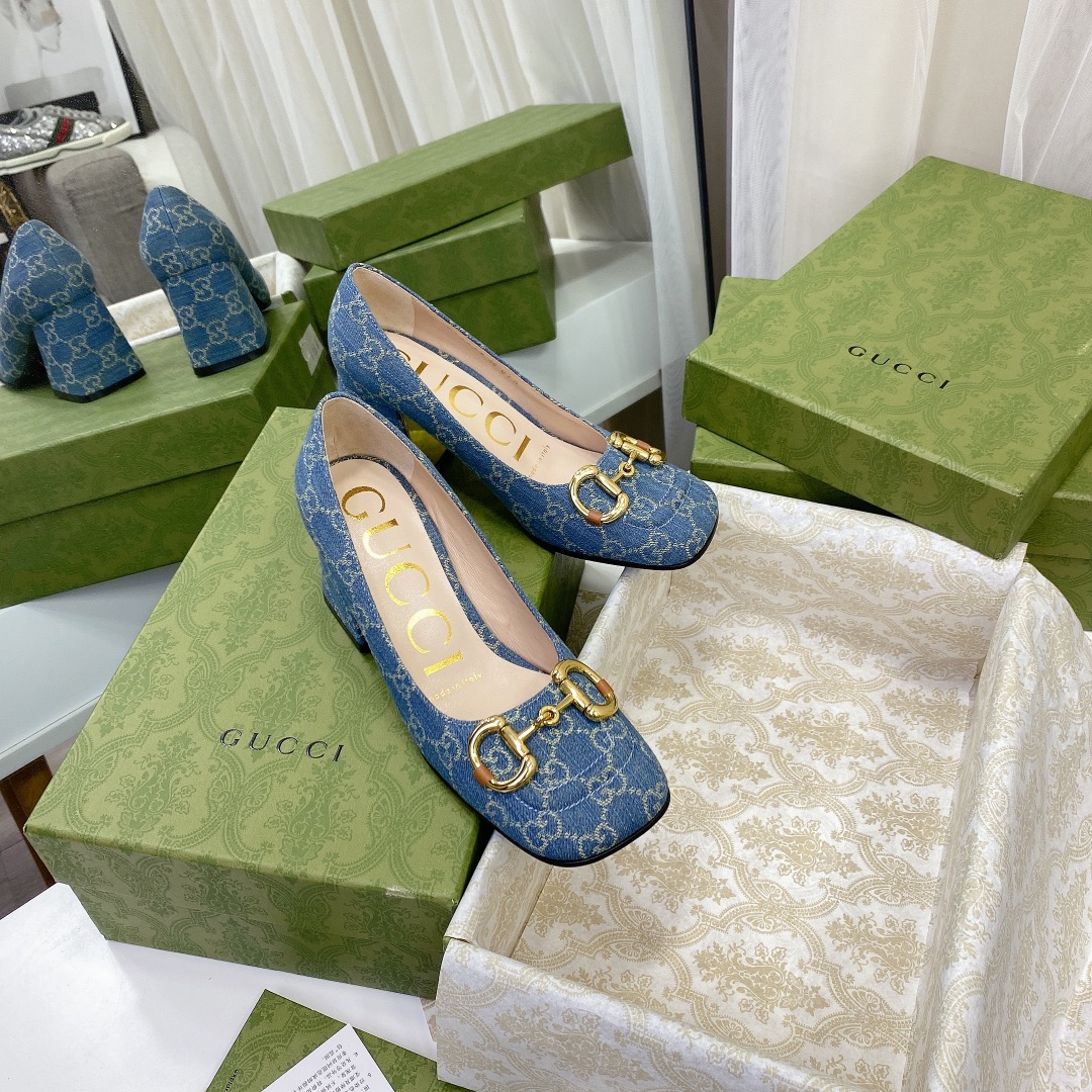 ____ en el nuevo ____GUCCI Gucci / Gucci boutique de gama alta 2021 principios de la primavera nuevo