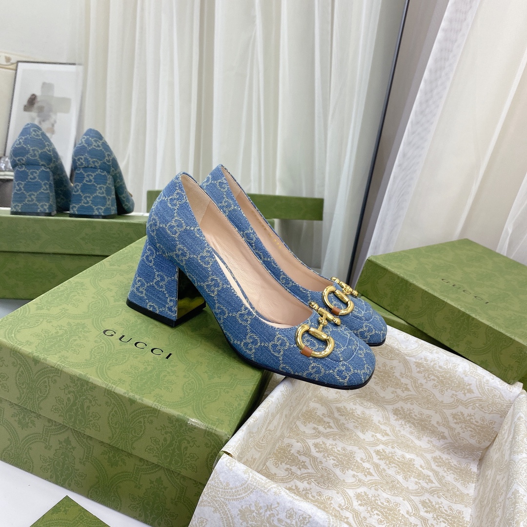 ____ en el nuevo ____GUCCI Gucci / Gucci boutique de gama alta 2021 principios de la primavera nuevo